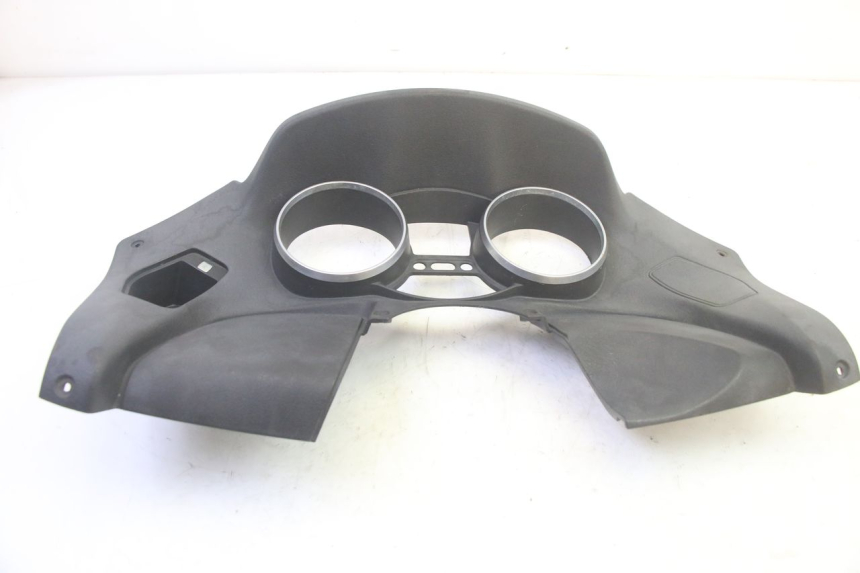 photo de ENTOURAGE COMPTEUR PIAGGIO MP3 RL 250 (2007 - 2010) - Détail de la pièce