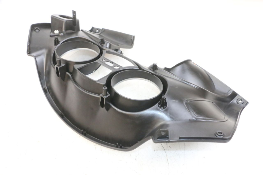 photo de ENTOURAGE COMPTEUR PIAGGIO MP3 RL 250 (2007 - 2010) - Autre angle de vue