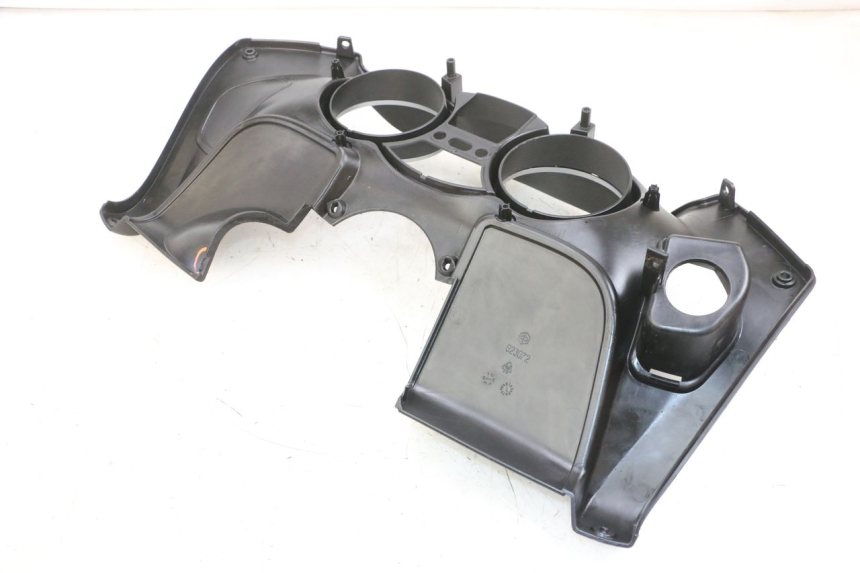 photo de ENTOURAGE COMPTEUR PIAGGIO MP3 RL 250 (2007 - 2010) - Vue d’ensemble