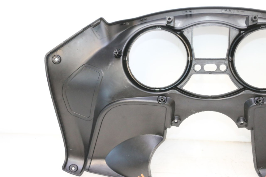 photo de ENTOURAGE COMPTEUR PIAGGIO MP3 RL 250 (2006 - 2010) - État de surface