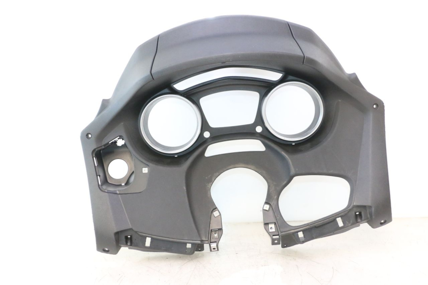 photo de ENTOURAGE COMPTEUR PIAGGIO MP3 500 (2016 - 2018) - Vue principale