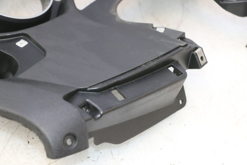 photo de ENTOURAGE COMPTEUR PIAGGIO MP3 500 (2016 - 2018) - Vue produit