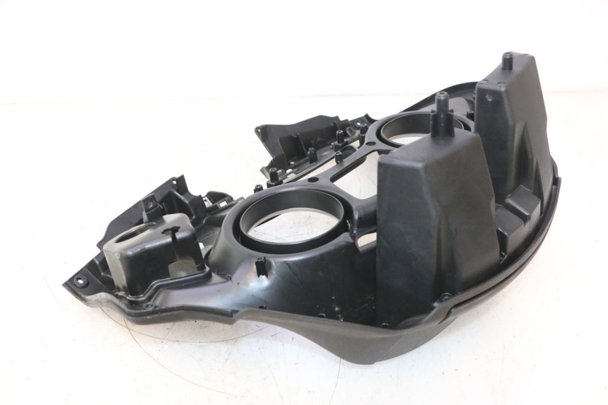 photo de ENTOURAGE COMPTEUR PIAGGIO MP3 500 (2016 - 2018) - Autre angle de vue