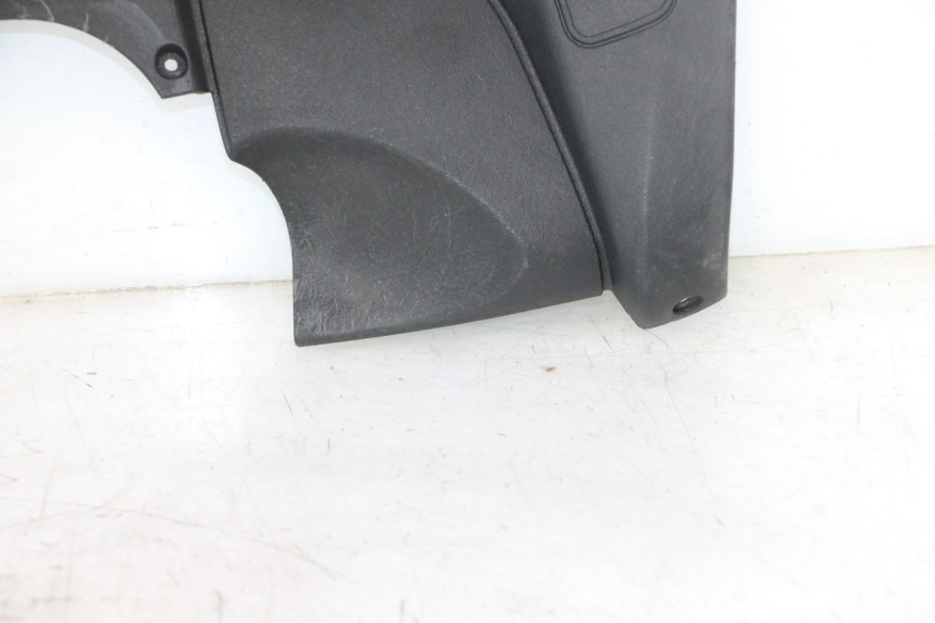 photo de ENTOURAGE COMPTEUR PIAGGIO MP3 500 (2011 - 2015) - Détails caractéristiques