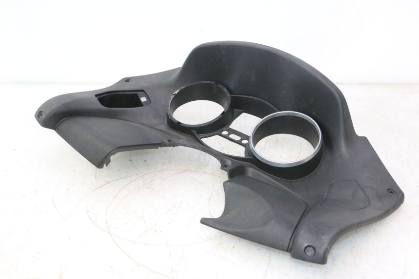 photo de ENTOURAGE COMPTEUR PIAGGIO MP3 500 (2011 - 2015) - Points de fixation