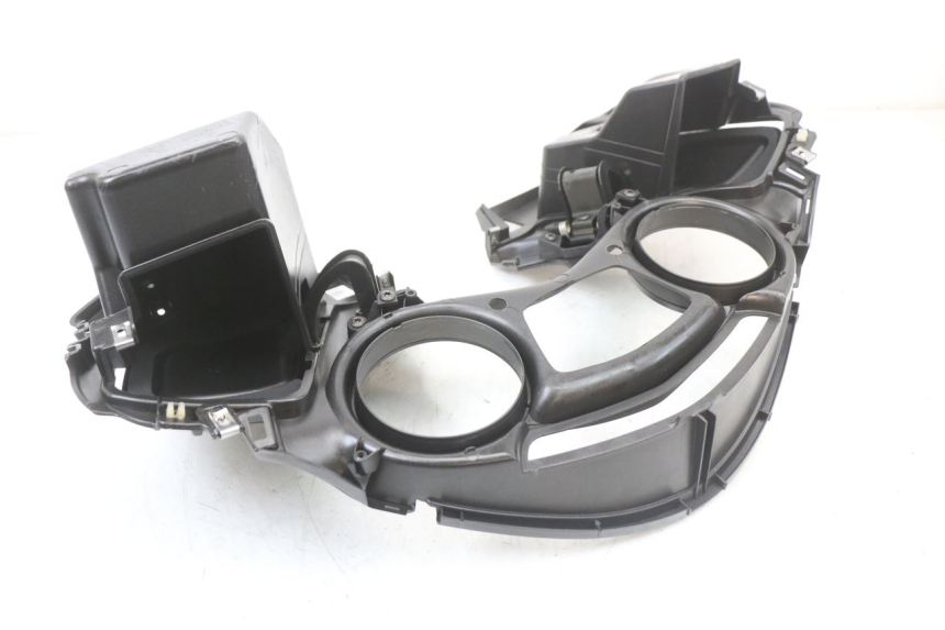 photo de ENTOURAGE COMPTEUR PIAGGIO X10 125 (2012 - 2017)