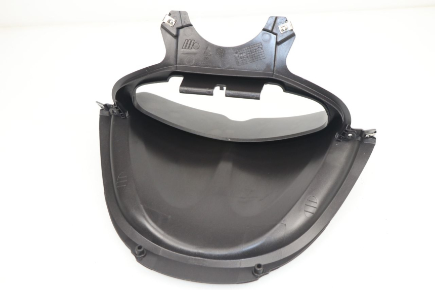 photo de ENTOURAGE COMPTEUR PIAGGIO X8 400 (2006 - 2007)