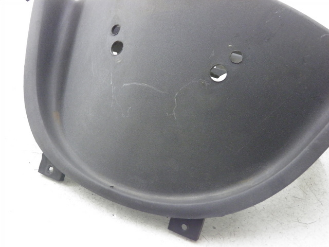 photo de ENTOURAGE COMPTEUR PIAGGIO X9 250 (2000 - 2002)