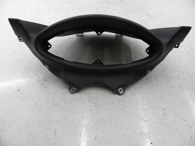 photo de ENTOURAGE COMPTEUR PIAGGIO X9 250 (2000 - 2002)