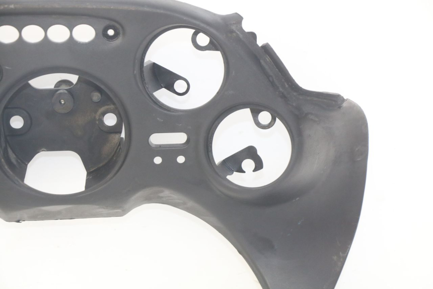 photo de ENTOURAGE COMPTEUR TRIUMPH SPRINT ST 955 (1999 - 2001)