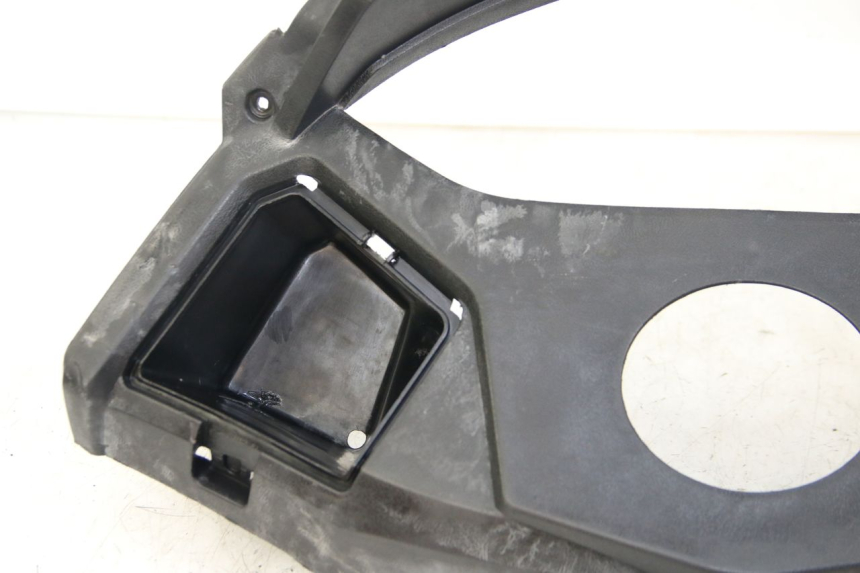 photo de ENTOURAGE COMPTEUR RAZZO STEED 125 (2012 - 2018)