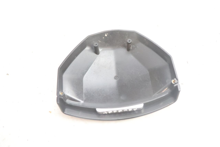 photo de ENTOURAGE COMPTEUR PEUGEOT STREETZONE NAKED 2T 50 (2014 - 2018) - Autre angle de vue