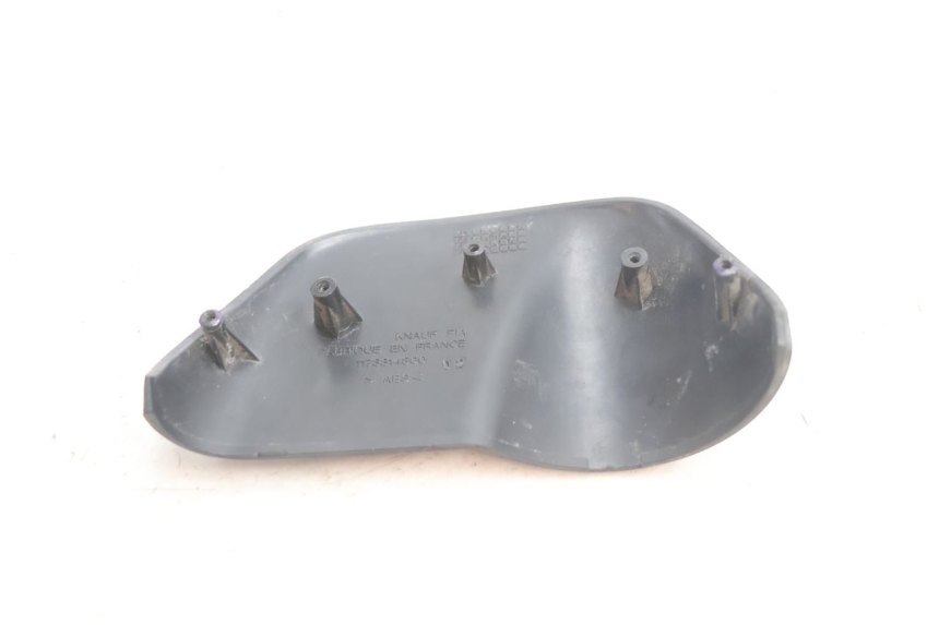 photo de ENTOURAGE COMPTEUR PEUGEOT TREKKER 50 (1995 - 2004) - Points de fixation