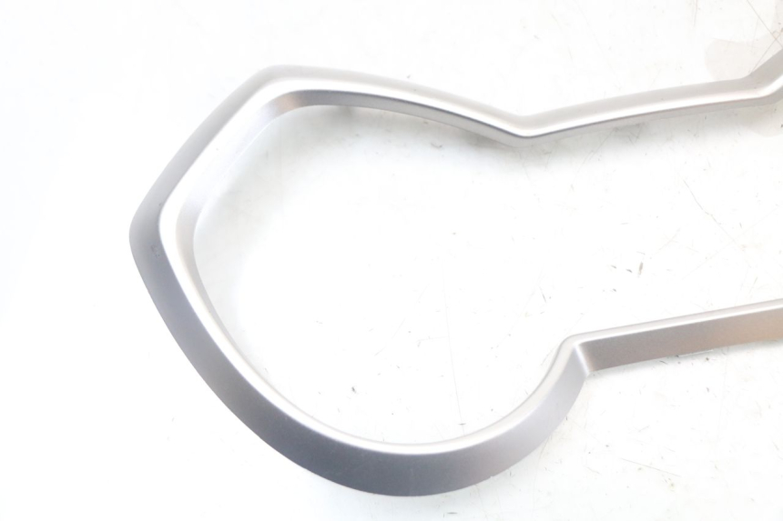 photo de ENTOURAGE COMPTEUR YAMAHA XMAX X-MAX ABS 125 (2017 - 2020)