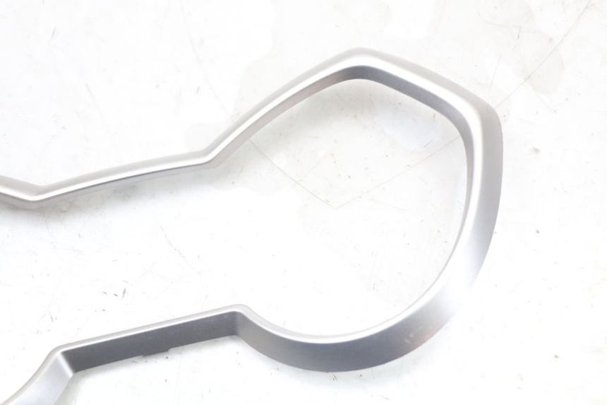 photo de ENTOURAGE COMPTEUR YAMAHA XMAX X-MAX ABS 125 (2017 - 2020)