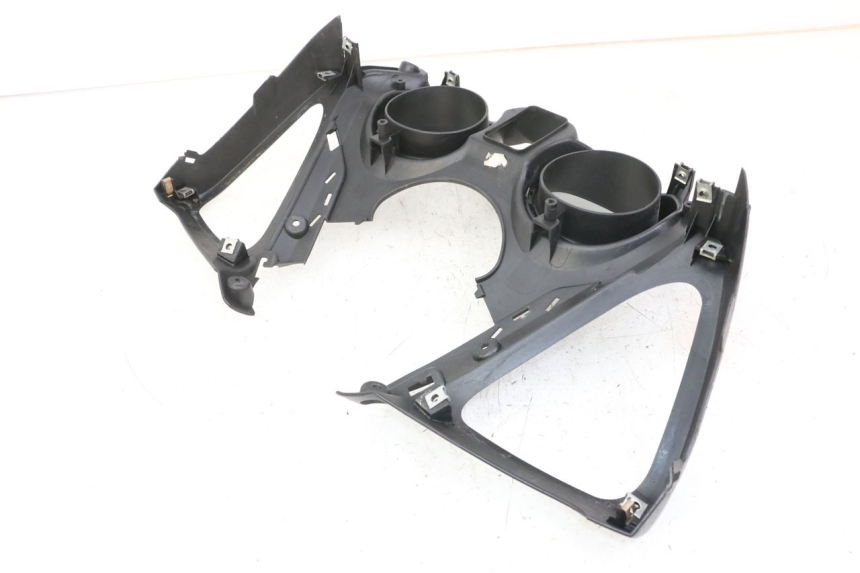 photo de ENTOURAGE COMPTEUR YAMAHA X-MAX XMAX ABS 250 (2010 - 2012) - Autre angle de vue
