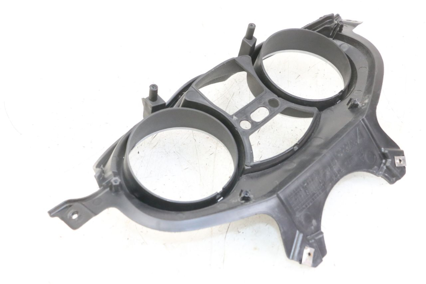 photo de ENTOURAGE COMPTEUR PIAGGIO XEVO - X EVO 125 (2007 - 2016) - Zoom état d’usage