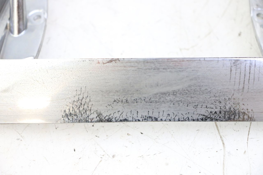 photo de ENTOURAGE FEU ARRIERE PIAGGIO LXV 4T 50 (2009 - 2013)