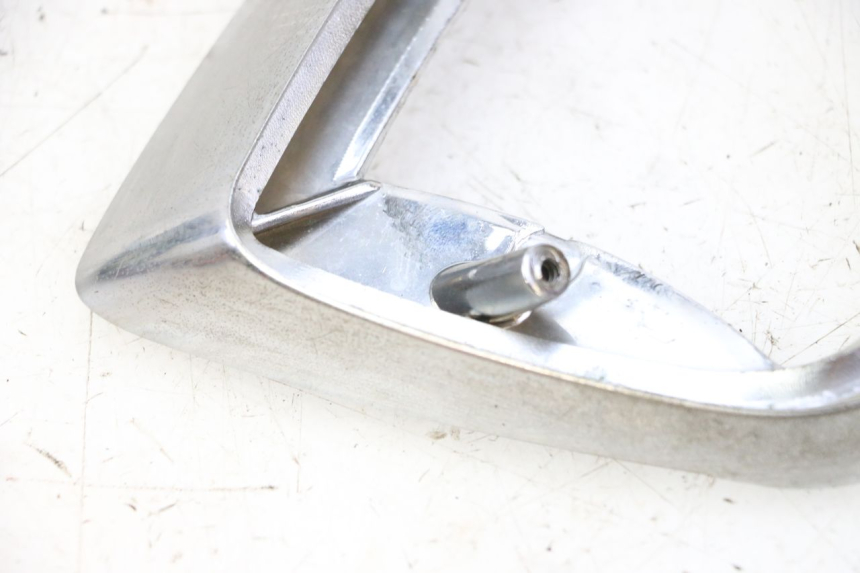 photo de ENTOURAGE FEU ARRIERE PIAGGIO LXV 4T 50 (2009 - 2013)