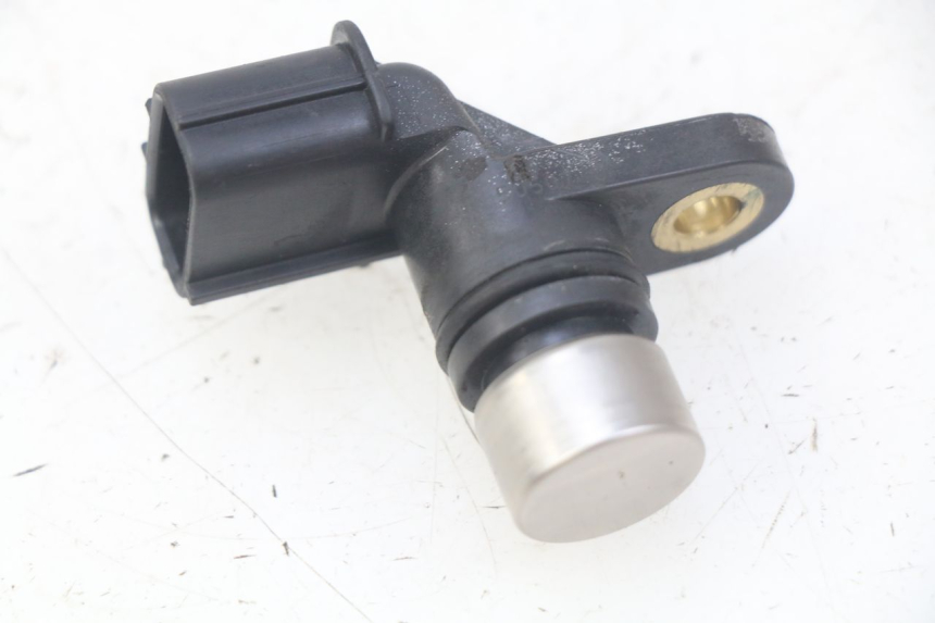 photo de ENTRAINEUR COMPTEUR HONDA FES PANTHEON 125 (2003 - 2007) - Autre angle de vue