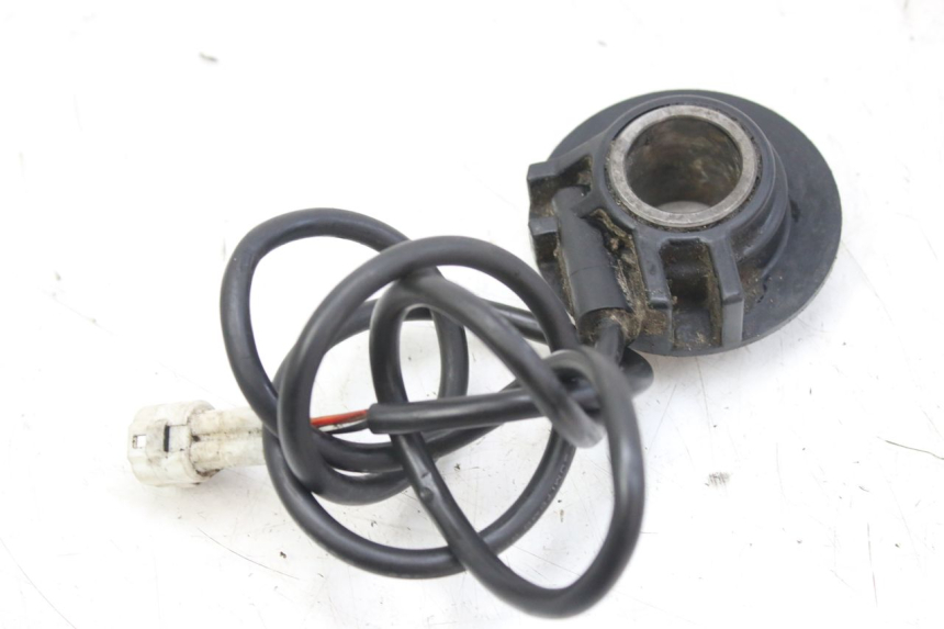 photo de ENTRAINEUR COMPTEUR TRIUMPH SPRINT ST 955 (1999 - 2001) - Zoom état d’usage