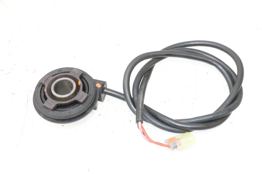 photo de ENTRAINEUR COMPTEUR SUZUKI SV S 650 (2003 - 2009) - Vue principale