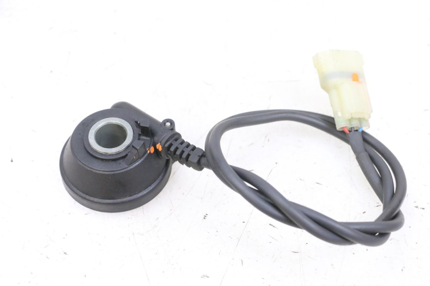 photo de ENTRAINEUR COMPTEUR YAMAHA XMAX X-MAX 125 (2006 - 2009) - Points de fixation