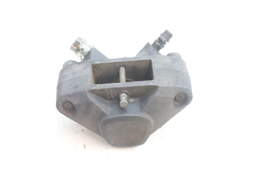 photo de ETRIER FREIN ARRIERE APRILIA ATLANTIC S 125 (2010 - 2013) - Autre angle de vue