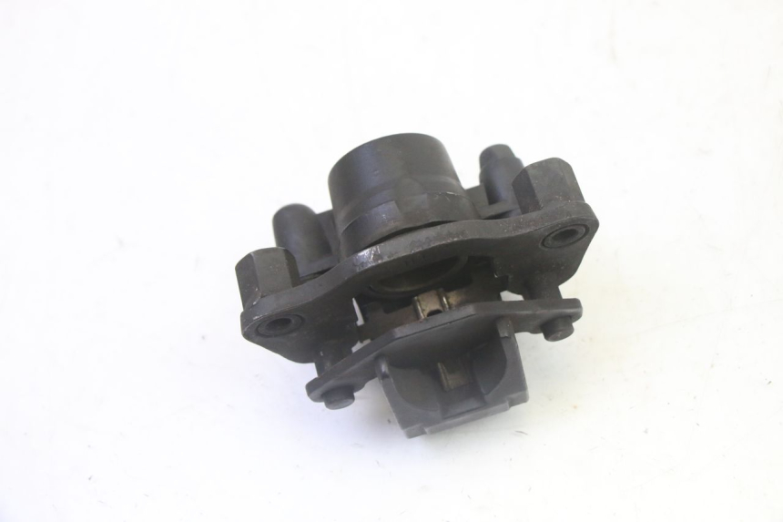 photo de ÉTRIER DE FREIN ARRIÈRE PEUGEOT CITYSTAR 50 (2013 - 2017)