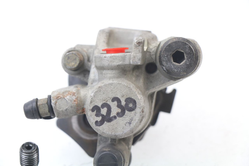 photo de ÉTRIER DE FREIN ARRIÈRE HONDA CRF CR-F 450 (2005 - 2008)