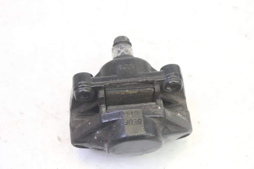 photo de ÉTRIER DE FREIN ARRIÈRE SYM FIDDLE 3 III 125 (2014 - 2020) - Gros plan technique