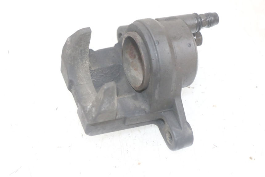 photo de ÉTRIER DE FREIN ARRIÈRE YAMAHA FJR ABS 1300 (2006 - 2012) - Zoom état d’usage