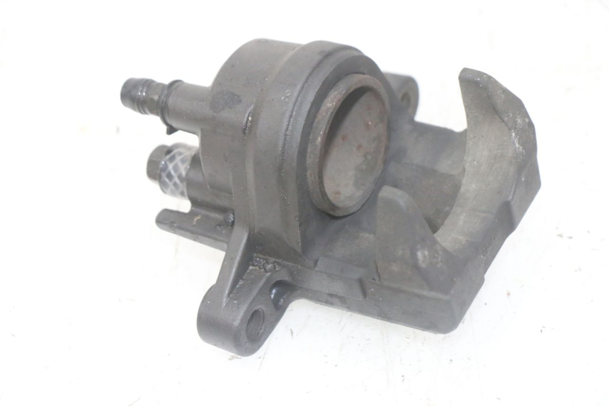 photo de ÉTRIER DE FREIN ARRIÈRE YAMAHA FJR ABS 1300 (2006 - 2012) - Autre angle de vue