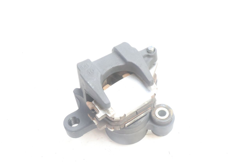 photo de ETRIER FREIN ARRIERE YAMAHA FZ8 800 (2010 - 2016) - Points de fixation