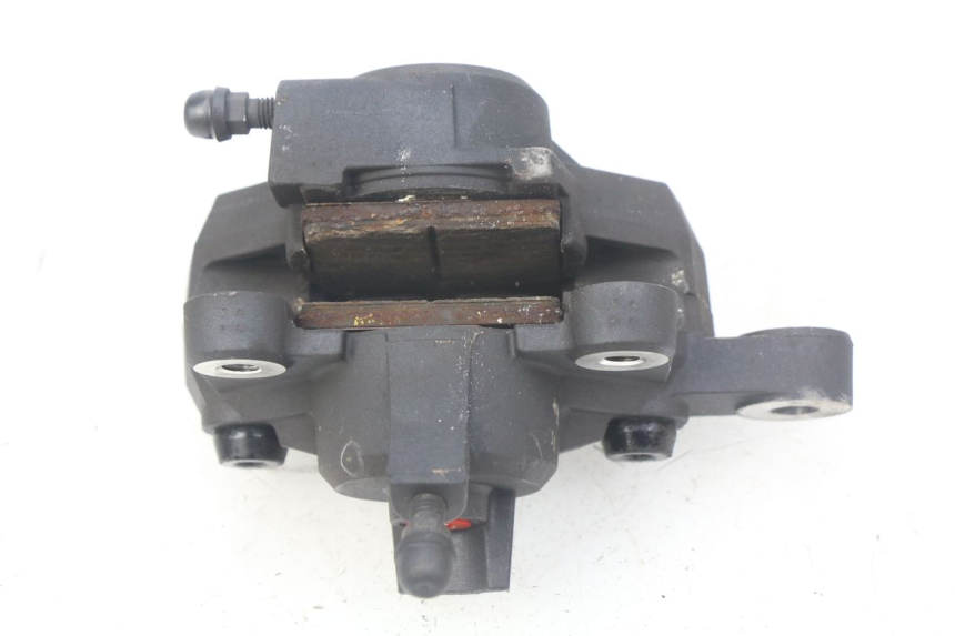 photo de ETRIER FREIN ARRIERE SUZUKI GSF N BANDIT 600 (2000 - 2004) - Gros plan technique