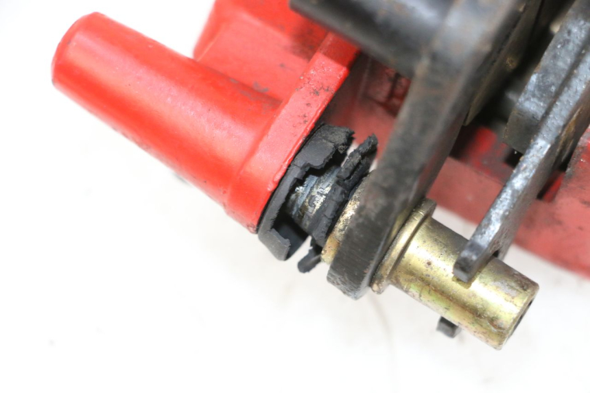 photo de ETRIER FREIN ARRIERE JM MOTORS GTS 125 (2015 - 2019) - Gros plan technique