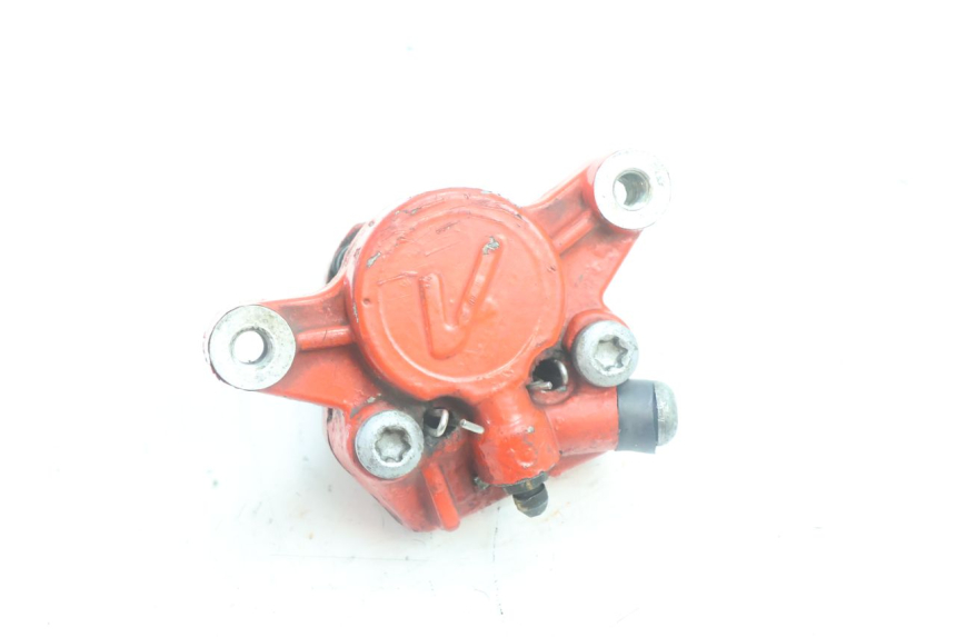 photo de ETRIER FREIN ARRIERE PEUGEOT LUDIX BLASTER 50 (2006 - 2014) - Gros plan technique
