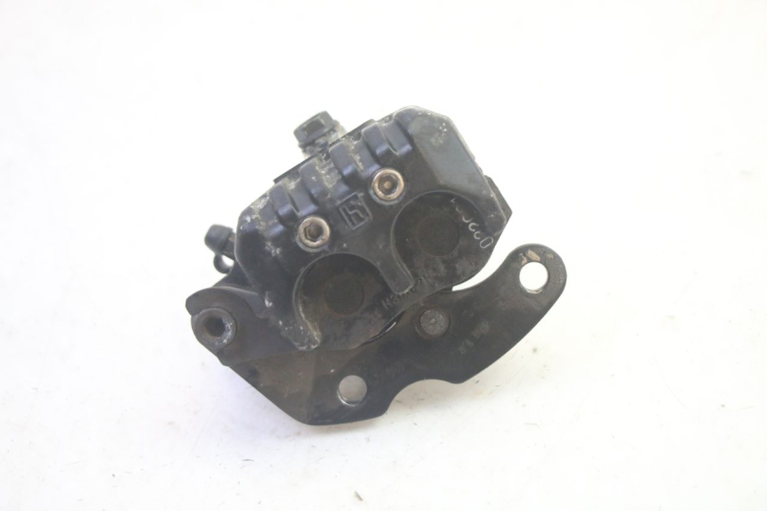 photo de ETRIER FREIN ARRIERE PIAGGIO MP3 HPE 350 (2018 - 2020) - Gros plan technique