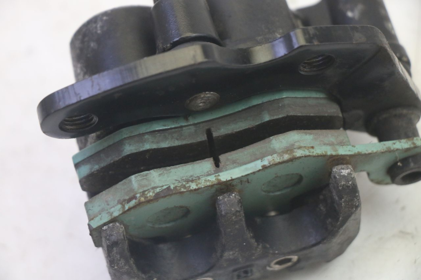 photo de ETRIER FREIN ARRIERE PIAGGIO MP3 RL 250 (2007 - 2010) - Points de fixation