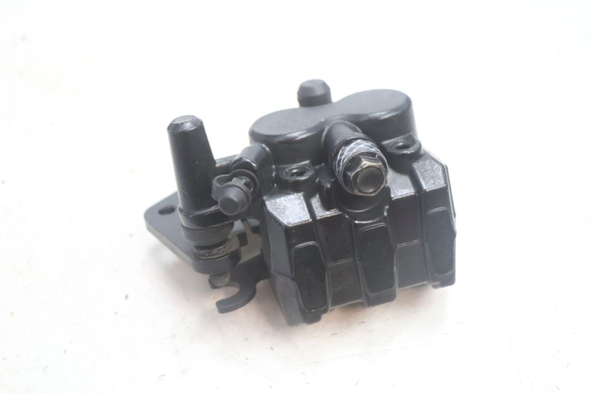 photo de ETRIER FREIN ARRIERE JM MOTORS R-MAX TECH 50 (2024 - 2026) - Zoom état d’usage