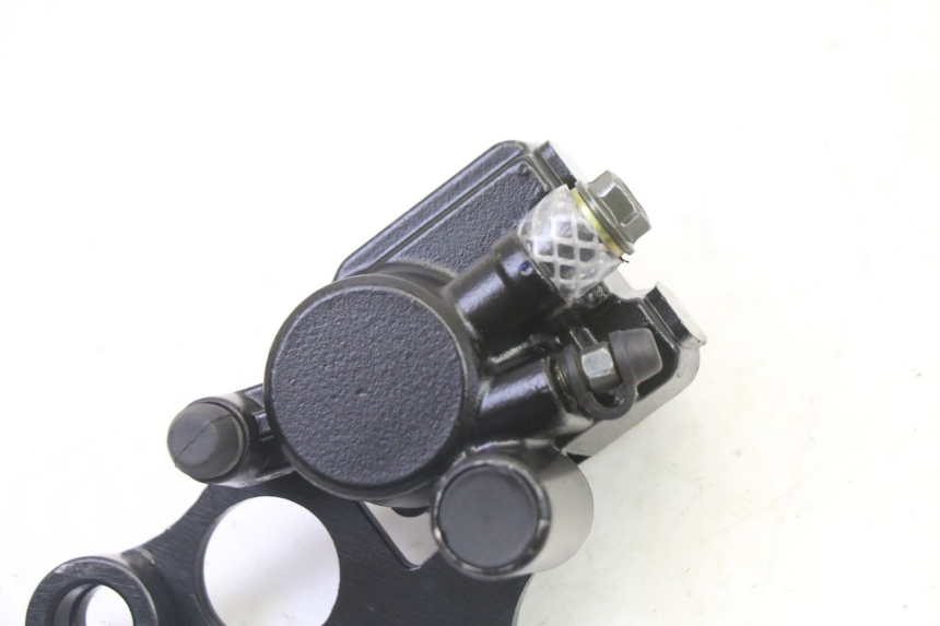 photo de ÉTRIER DE FREIN ARRIÈRE APOLLO RFZ 125