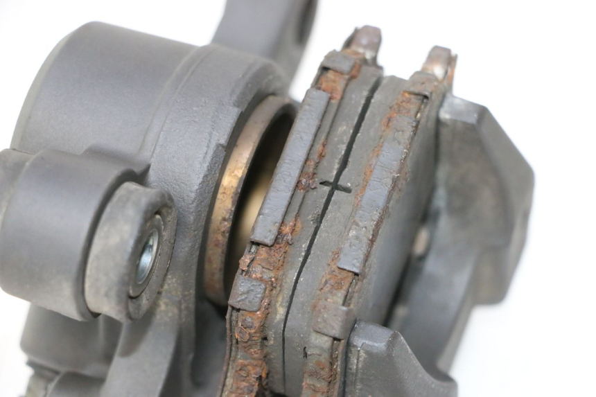 photo de ETRIER FREIN ARRIERE SUZUKI SV S 650 (2003 - 2009) - Autre angle de vue