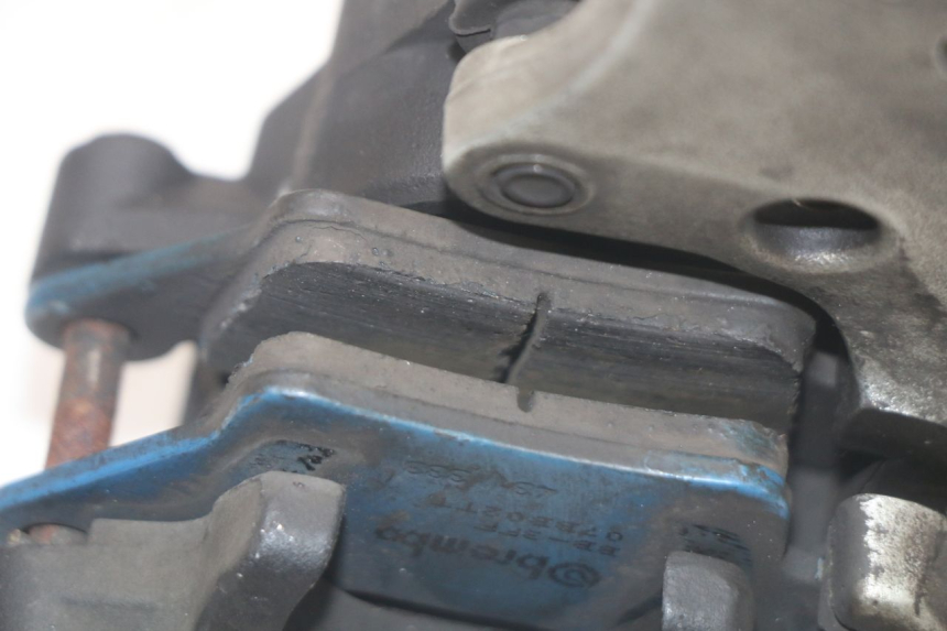 photo de ÉTRIER DE FREIN ARRIÈRE YAMAHA XT X 660 (2004 - 2016)