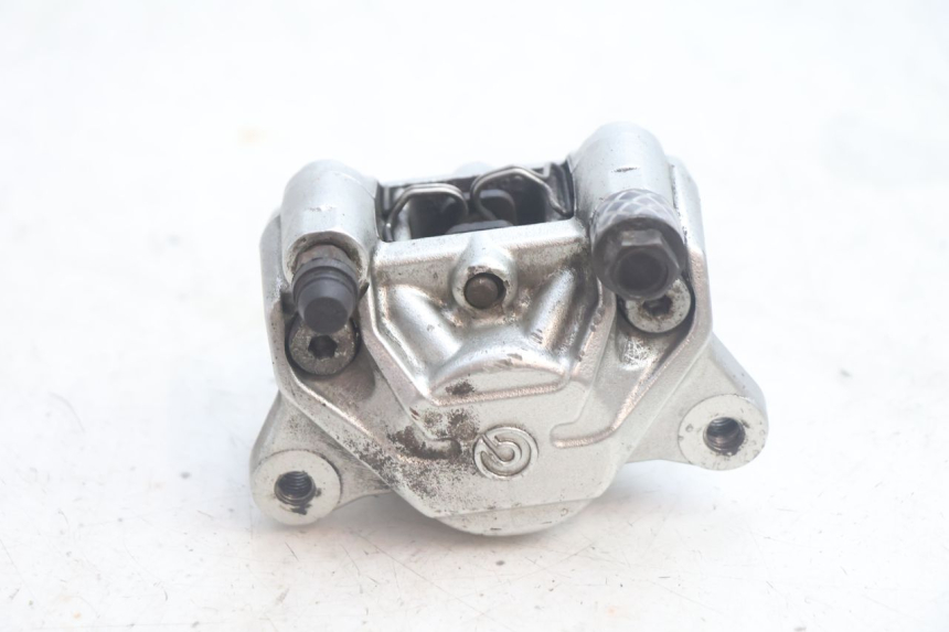 photo de ÉTRIER DE FREIN ARRIÈRE YAMAHA YP MAJESTY 125 (2002 - 2006) - Vue principale