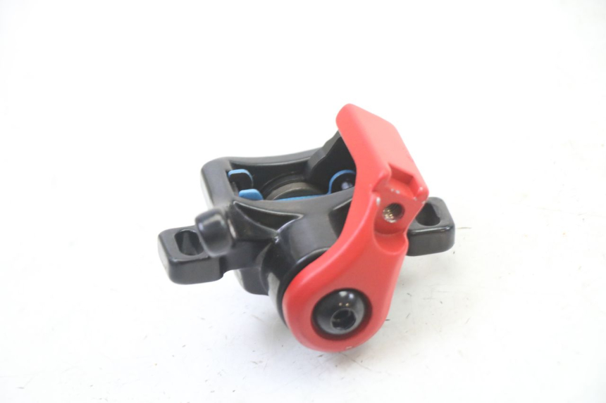 photo de ETRIER FREIN ARRIERE SEGWAY NINEBOT ZT3 PRO 1