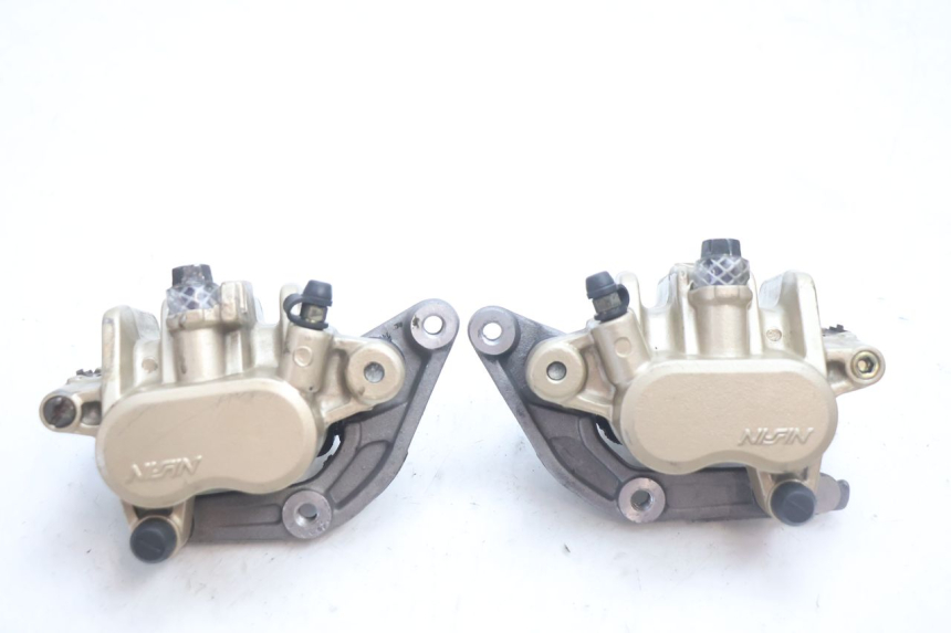 photo de ETRIER FREIN AVANT HONDA CB F HORNET 600 (2005 - 2006) - Vue principale