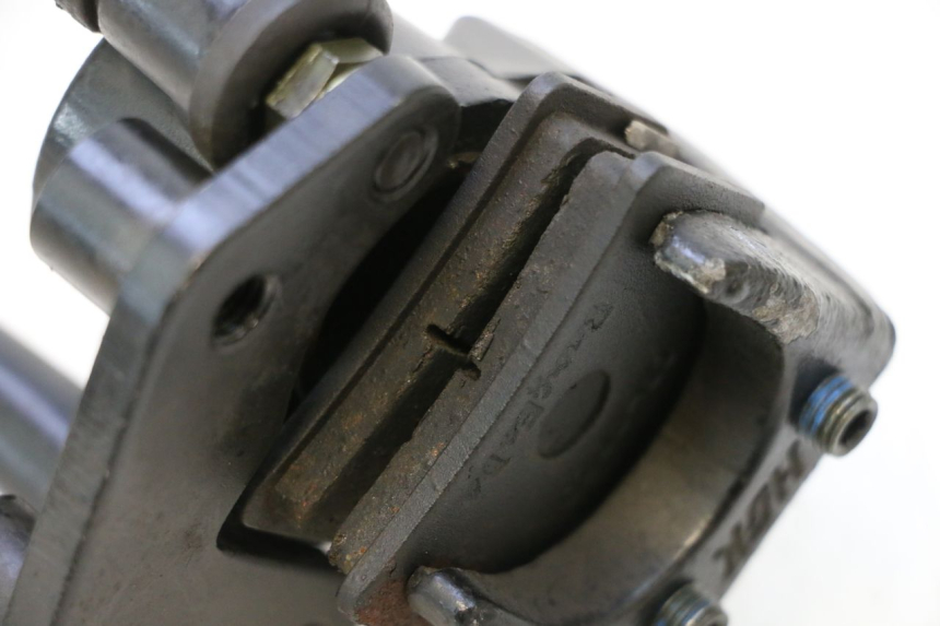 photo de ÉTRIER DE FREIN AVANT JM MOTORS EVOLIS 4T 50 (2018 - 2022) - Points de fixation