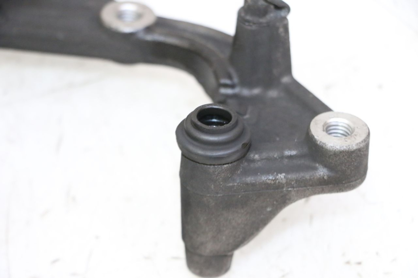 photo de ÉTRIER DE FREIN AVANT HONDA FES S-WING SWING ABS 125 (2007 - 2015)