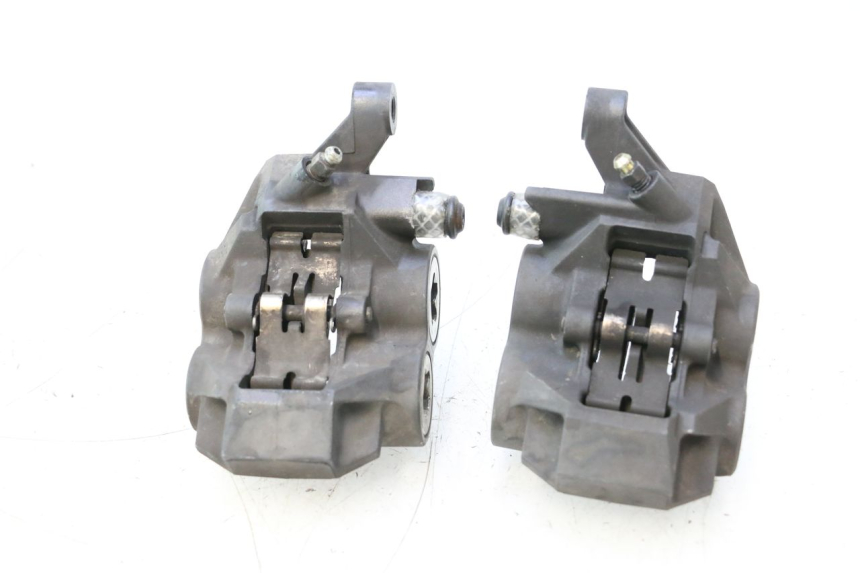 photo de ETRIER FREIN AVANT YAMAHA FJR 1300 (2001 - 2005) - Vue d’ensemble