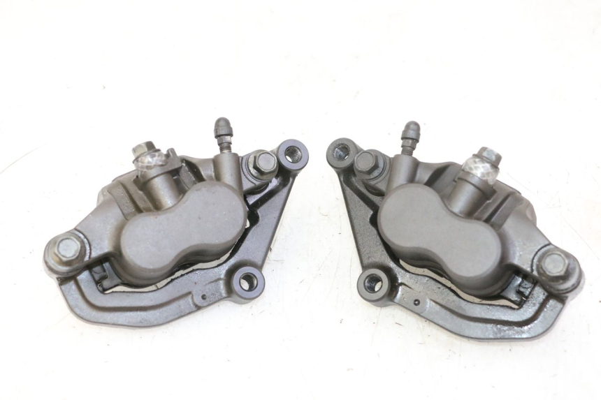 photo de ETRIER FREIN AVANT YAMAHA FZ6 N FAZER 600 (2004 - 2006)